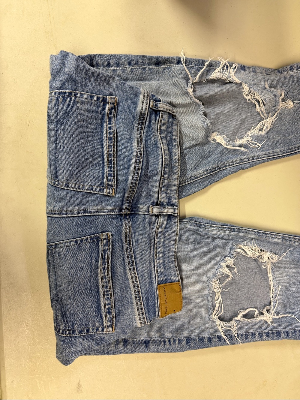 American eagle mom Jean size 2 short Distressed Ripped Jeans
